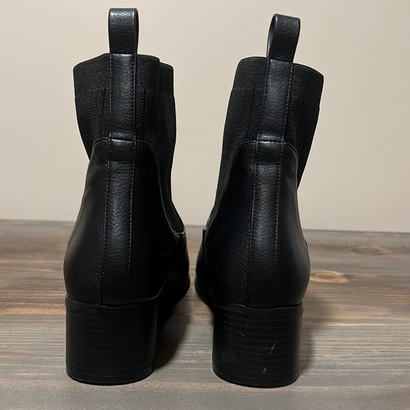 CL by Laundry pointed toe ankle sock heeled booties, black, size 9.5 - Picture 13 of 16